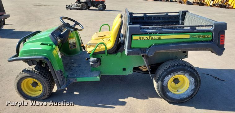 image for item NB9921 2014 John Deere  Gator TX utility vehicle