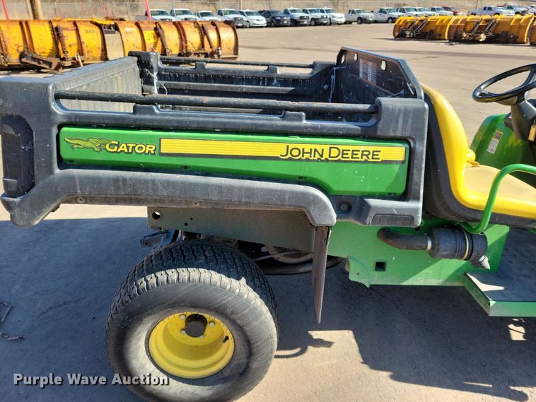 image for item NB9921 2014 John Deere  Gator TX utility vehicle
