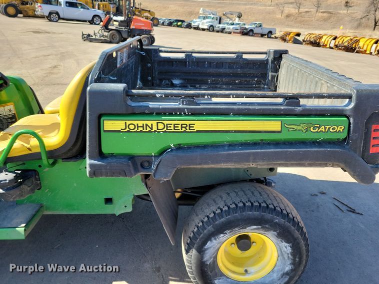 image for item NB9921 2014 John Deere  Gator TX utility vehicle