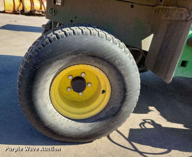 image for item NB9921 2014 John Deere  Gator TX utility vehicle