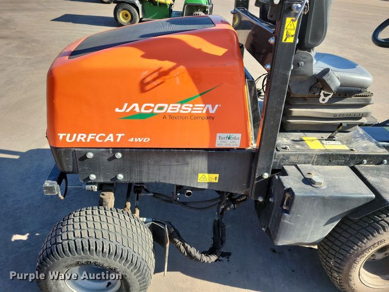 image for item NB9922 Jacobsen Turfcat lawn mower