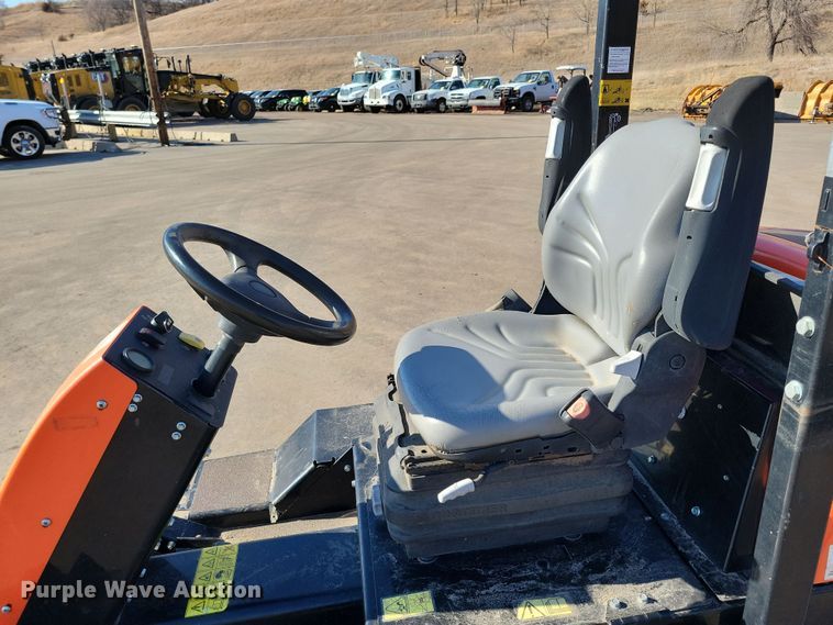 image for item NB9922 Jacobsen Turfcat lawn mower