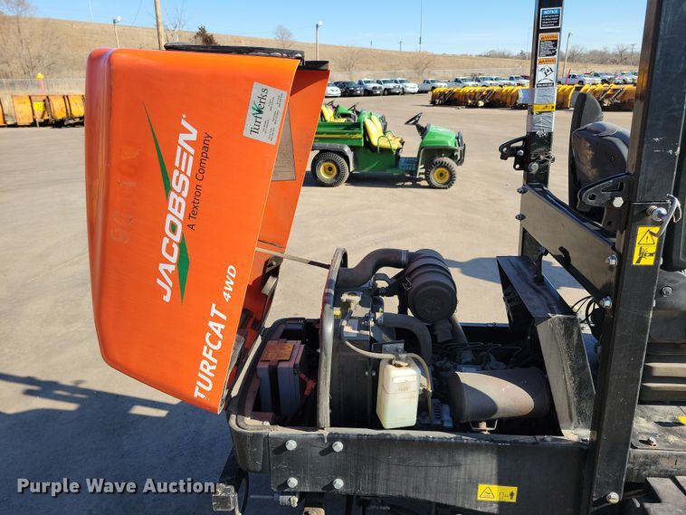 image for item NB9922 Jacobsen Turfcat lawn mower