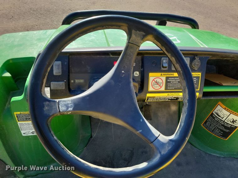 image for item NB9923 2013 John Deere Gator TS utility vehicle