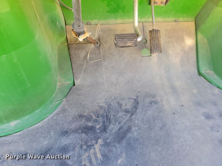 image for item NB9923 2013 John Deere Gator TS utility vehicle