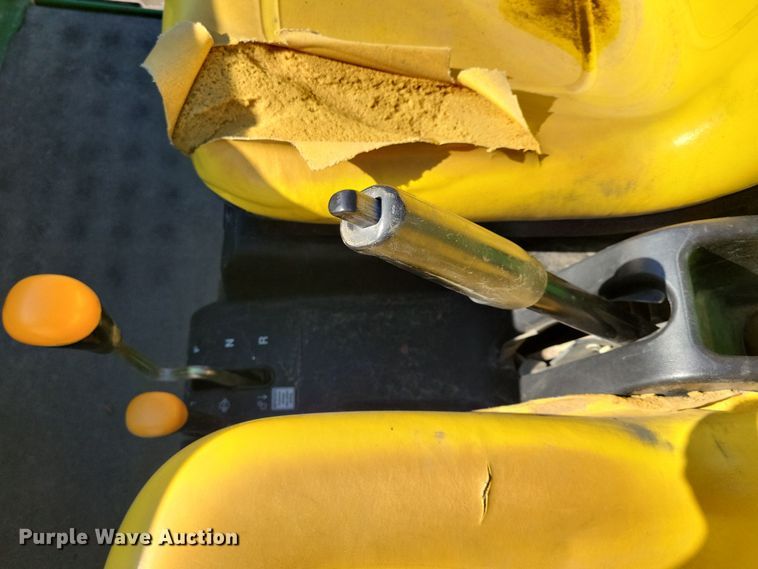 image for item NB9923 2013 John Deere Gator TS utility vehicle