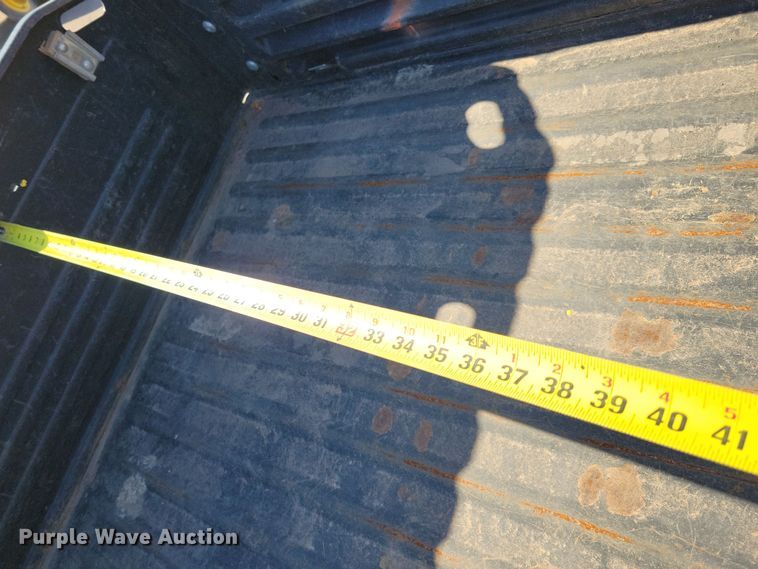 image for item NB9924 2014 John Deere Gator TX utility vehicle