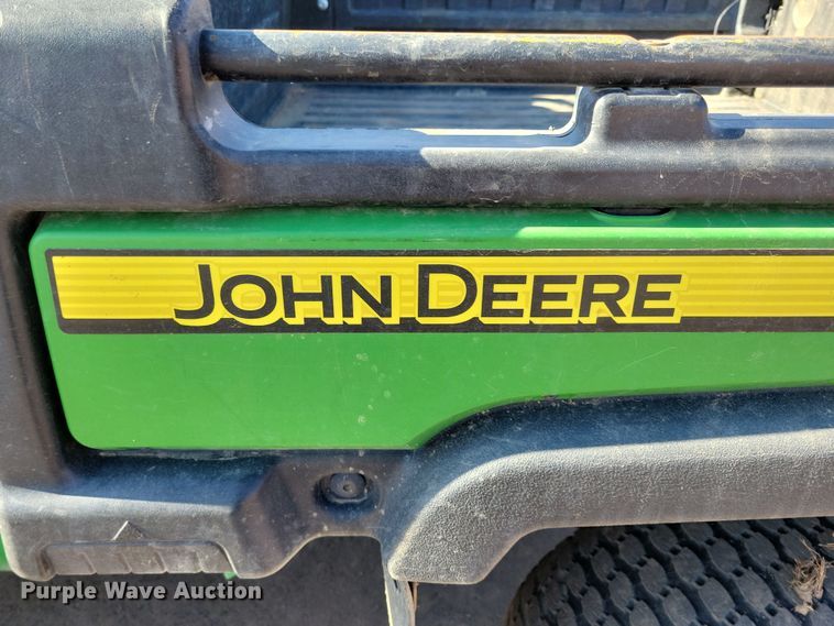 image for item NB9924 2014 John Deere Gator TX utility vehicle