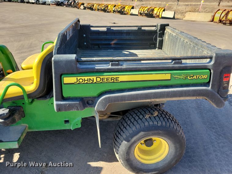 image for item NB9924 2014 John Deere Gator TX utility vehicle