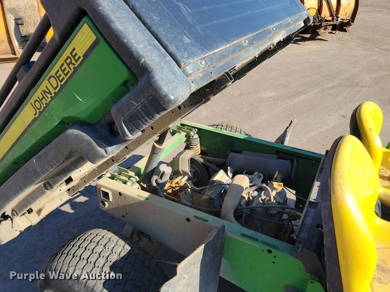 image for item NB9924 2014 John Deere Gator TX utility vehicle