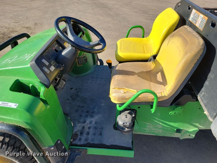image for item NB9926 2014 John Deere Gator TX utility vehicle