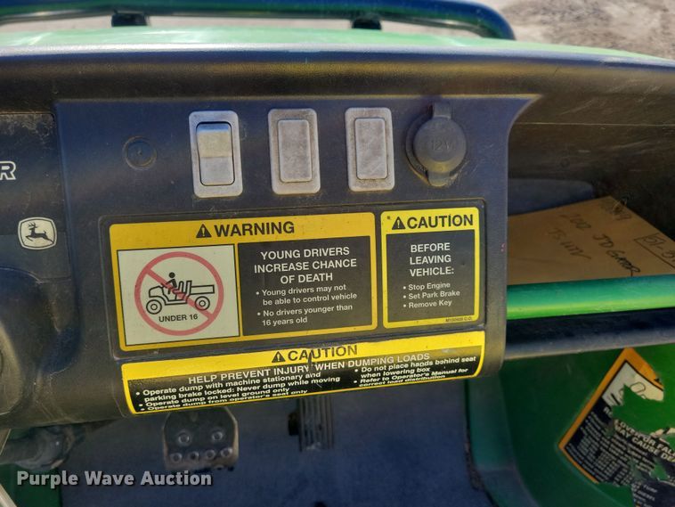 image for item NB9926 2014 John Deere Gator TX utility vehicle