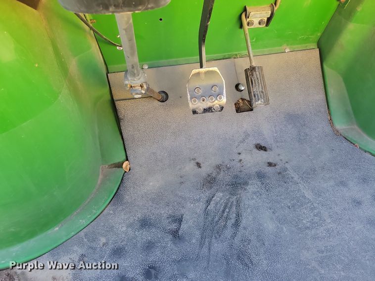 image for item NB9926 2014 John Deere Gator TX utility vehicle