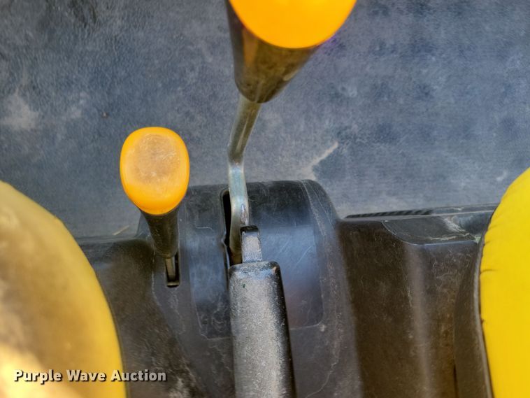 image for item NB9926 2014 John Deere Gator TX utility vehicle