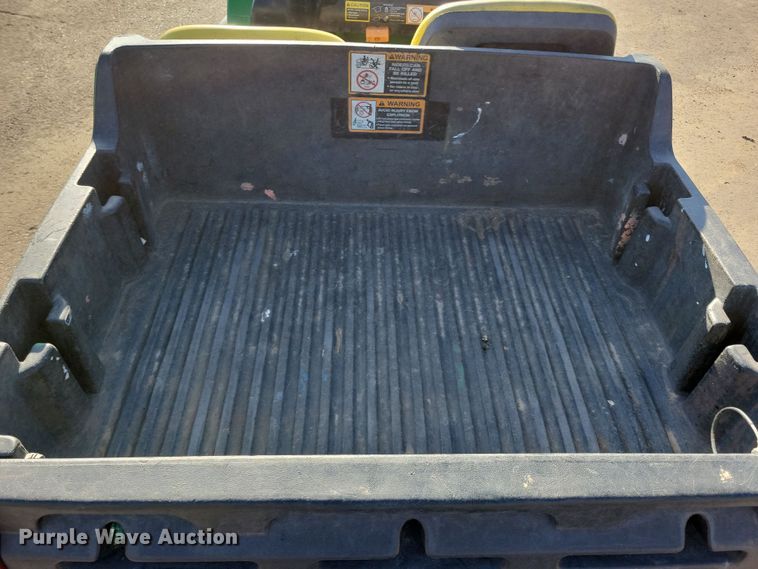 image for item NB9927 2007 John Deere Gator CX utility vehicle