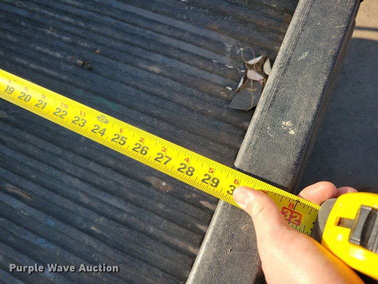 image for item NB9927 2007 John Deere Gator CX utility vehicle