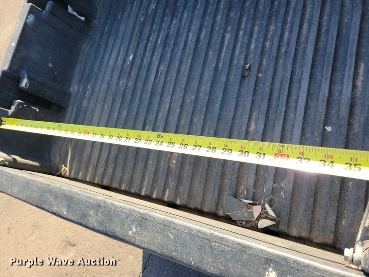 image for item NB9927 2007 John Deere Gator CX utility vehicle