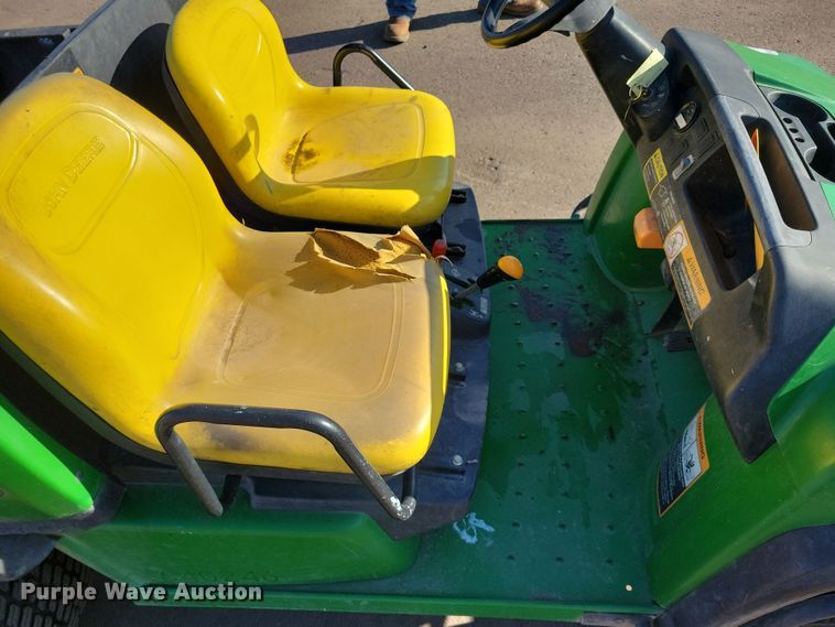 image for item NB9927 2007 John Deere Gator CX utility vehicle