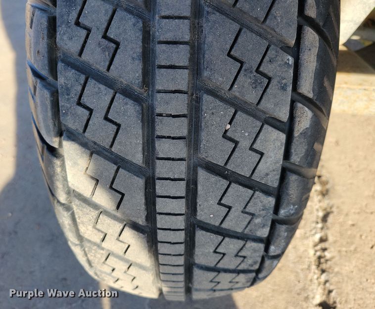 image for item NB9927 2007 John Deere Gator CX utility vehicle