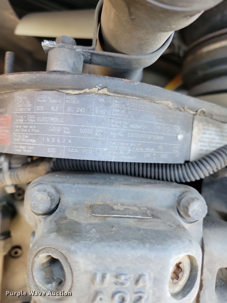 image for item NB9935 2005 Kenworth T300 log loader truck