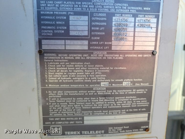 image for item NB9936 2010 International DuraStar 4400 bucket truck