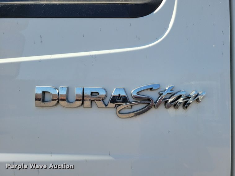 image for item NB9936 2010 International DuraStar 4400 bucket truck