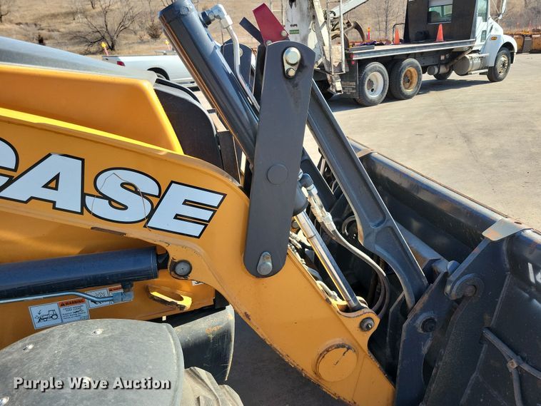 image for item NB9937 2018 Case 590 Super N backhoe