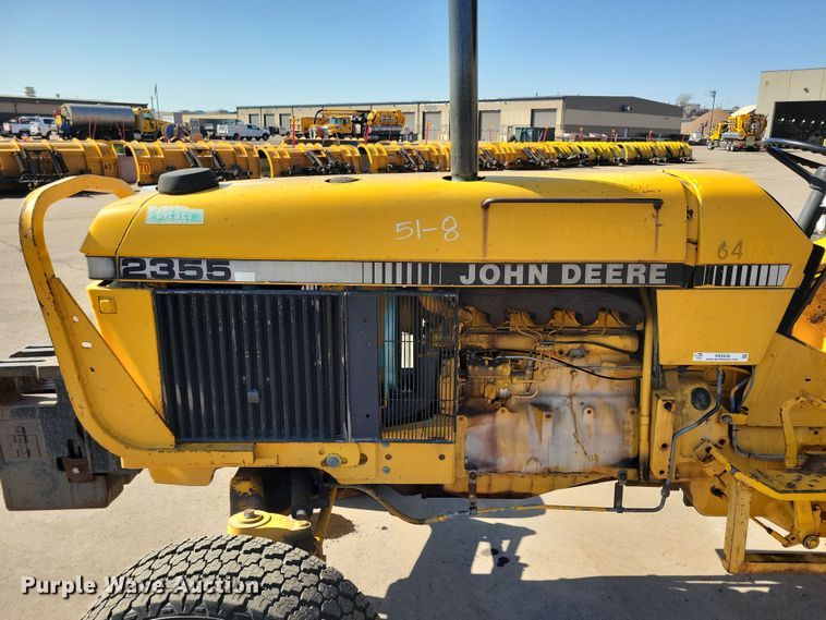 image for item NB9938 1988 John Deere  2355 tractor