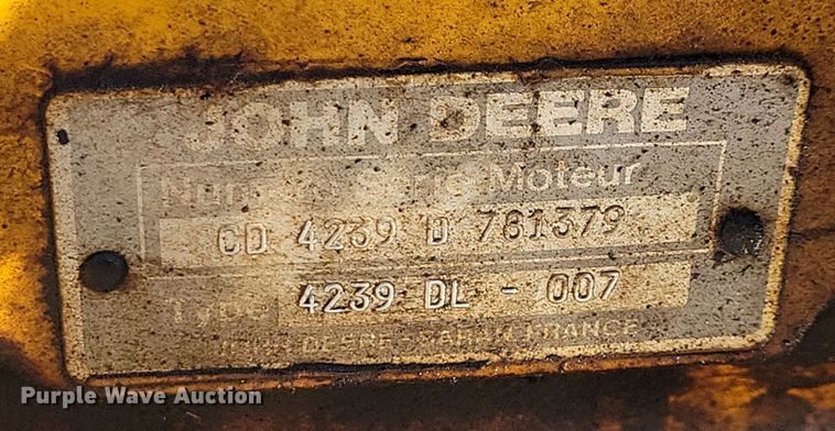 image for item NB9938 1988 John Deere  2355 tractor