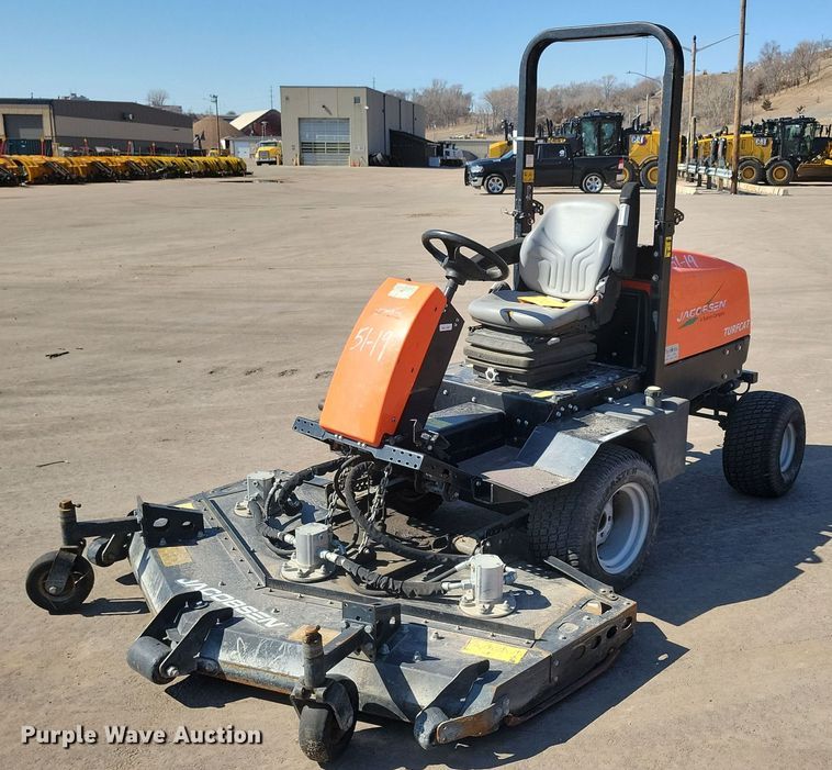 image for item NB9939 Jacobsen Turfcat lawn mower