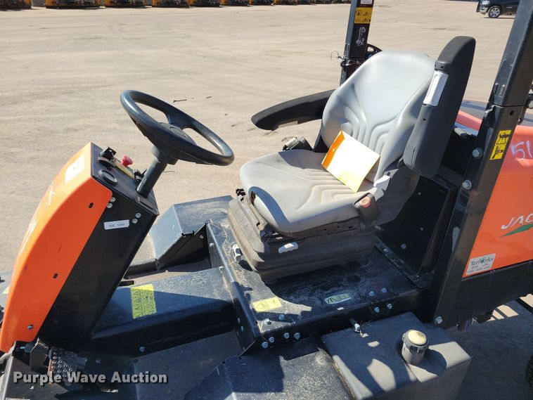 image for item NB9939 Jacobsen Turfcat lawn mower