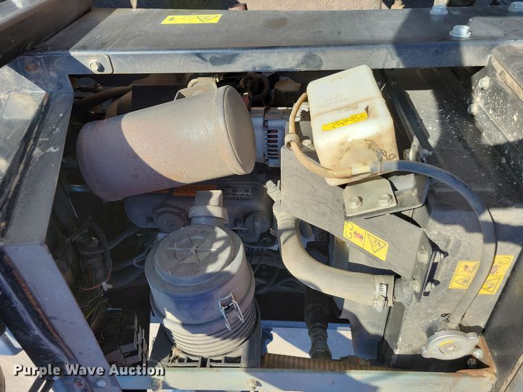 image for item NB9939 Jacobsen Turfcat lawn mower