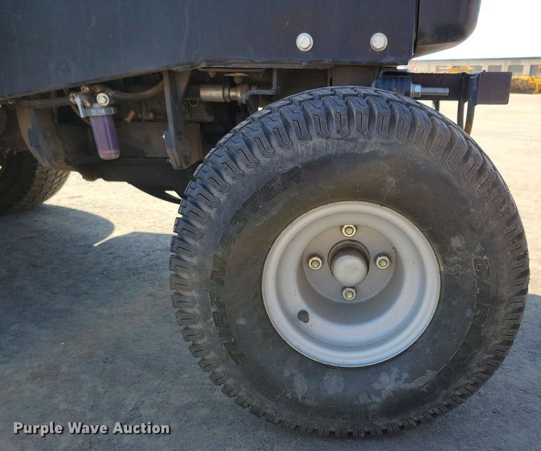 image for item NB9939 Jacobsen Turfcat lawn mower