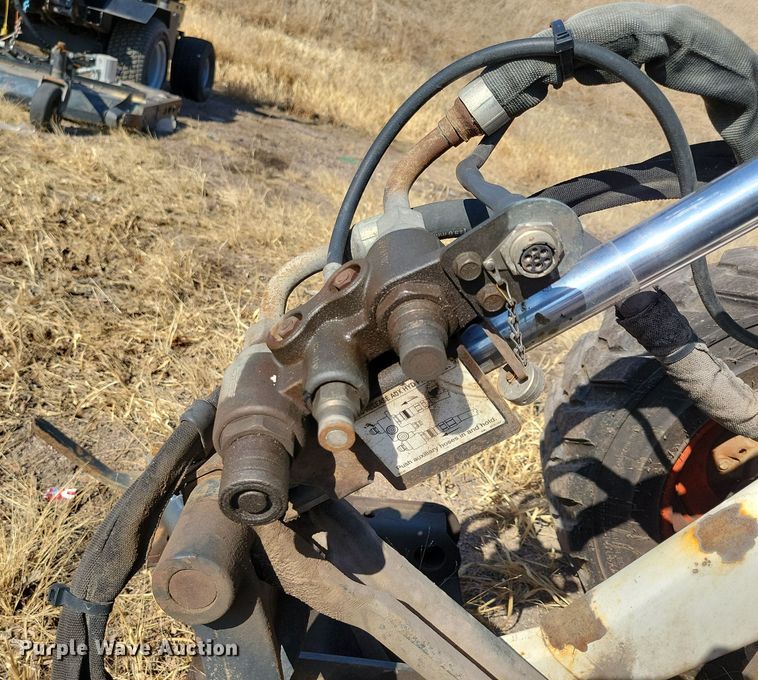 image for item NB9944 2013 Bobcat Toolcat 5600 utility vehicle