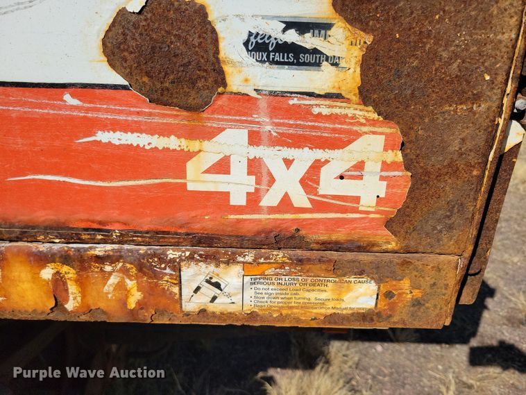 image for item NB9944 2013 Bobcat Toolcat 5600 utility vehicle