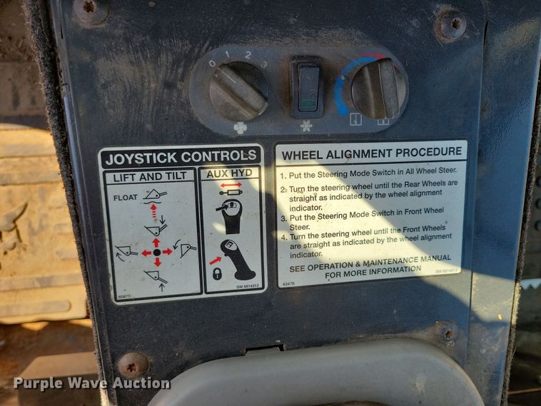 image for item NB9944 2013 Bobcat Toolcat 5600 utility vehicle