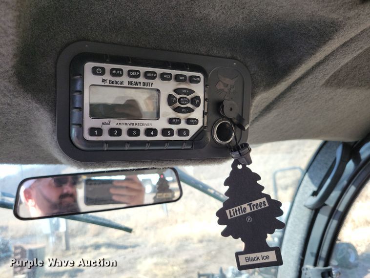 image for item NB9944 2013 Bobcat Toolcat 5600 utility vehicle