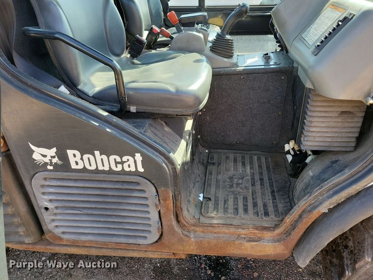 image for item NB9944 2013 Bobcat Toolcat 5600 utility vehicle