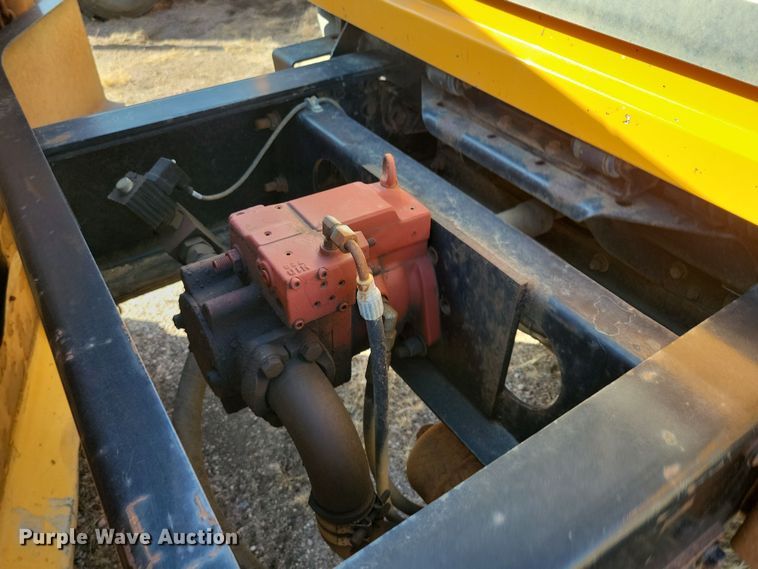 image for item NB9946 2013 International WorkStar 7500 dump truck