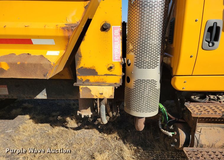 image for item NB9946 2013 International WorkStar 7500 dump truck