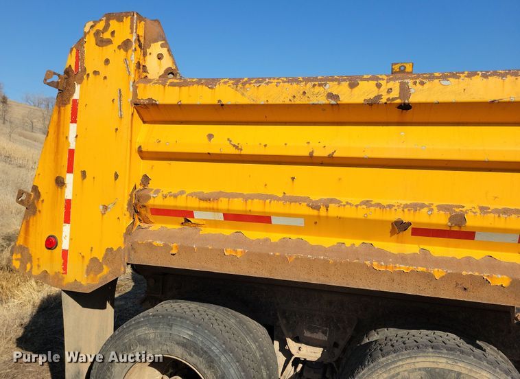 image for item NB9946 2013 International WorkStar 7500 dump truck