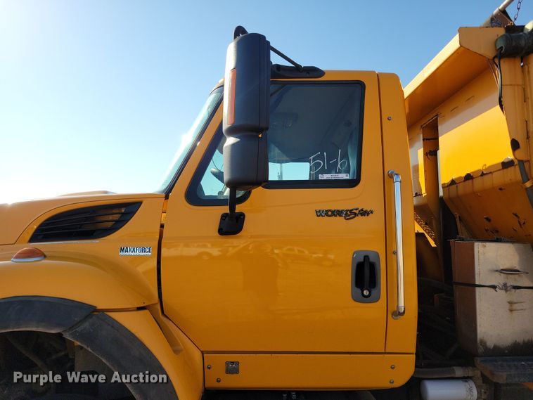 image for item NB9946 2013 International WorkStar 7500 dump truck