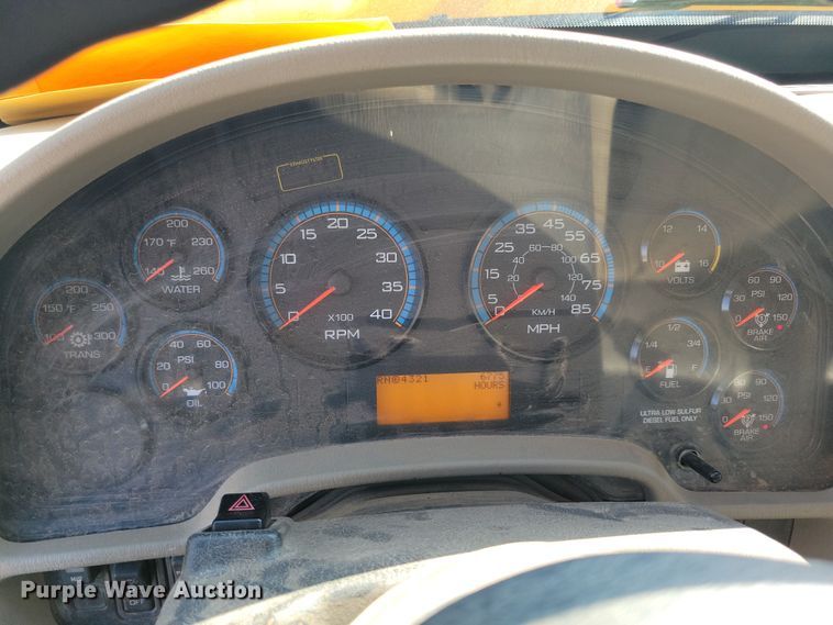 image for item NB9946 2013 International WorkStar 7500 dump truck