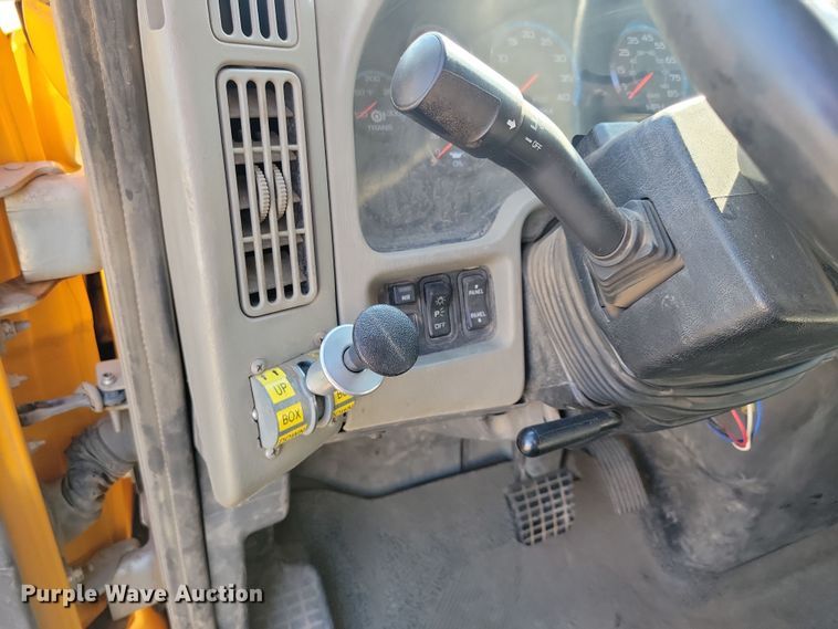 image for item NB9946 2013 International WorkStar 7500 dump truck