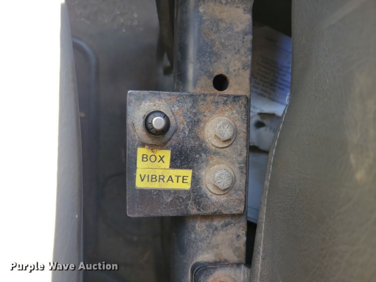 image for item NB9946 2013 International WorkStar 7500 dump truck