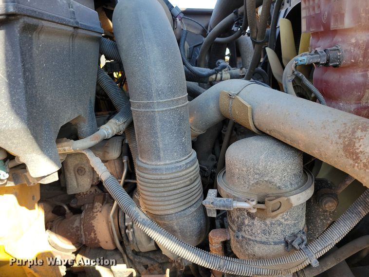 image for item NB9946 2013 International WorkStar 7500 dump truck