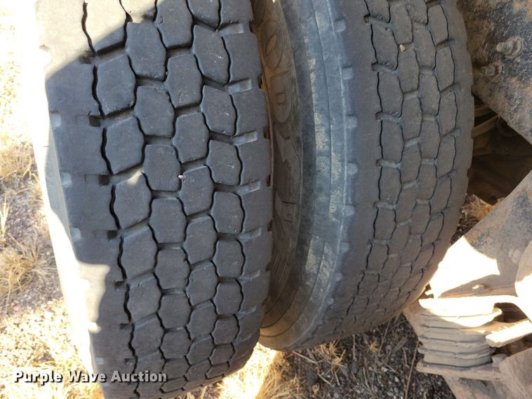 image for item NB9946 2013 International WorkStar 7500 dump truck