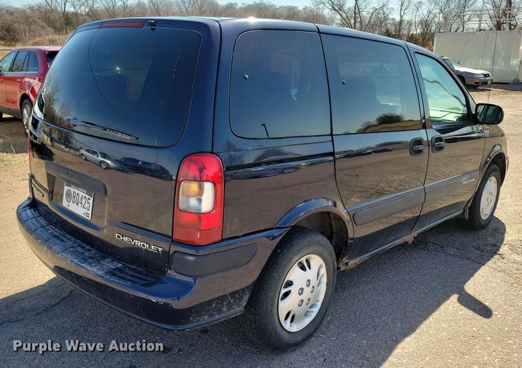 image for item NB9954 2003 Chevrolet  Venture van