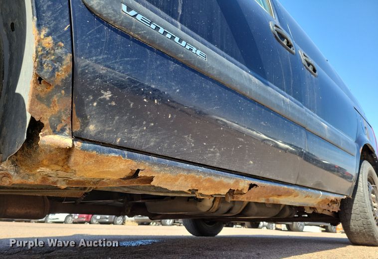 image for item NB9954 2003 Chevrolet  Venture van