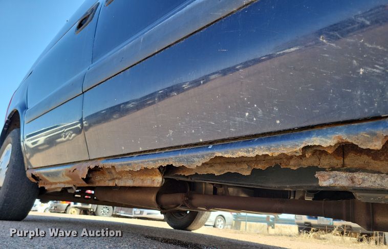 image for item NB9954 2003 Chevrolet  Venture van